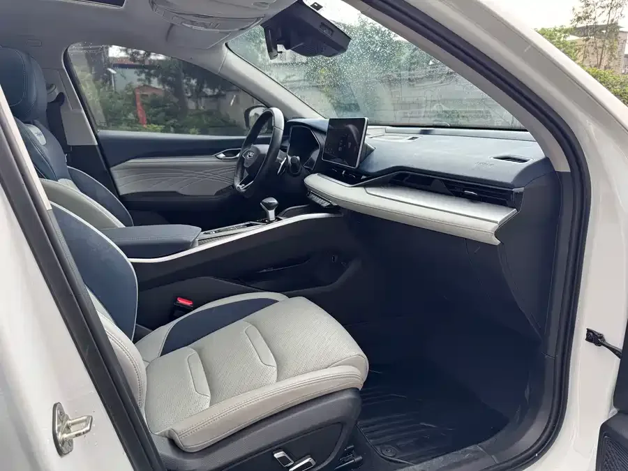 Geely Xingrui Xingrui 2023 2.0TD Premium Edition 2022 — миниатюра 5
