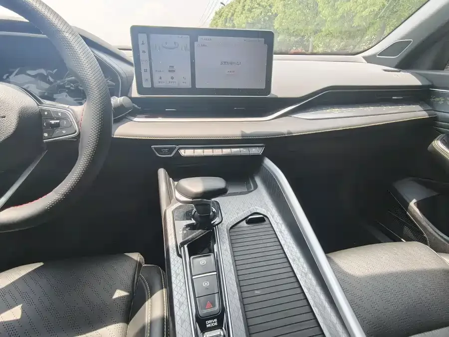 Geely Xingrui Xingrui 2023 1.5TD Fuyao Edition 2023 — миниатюра 4