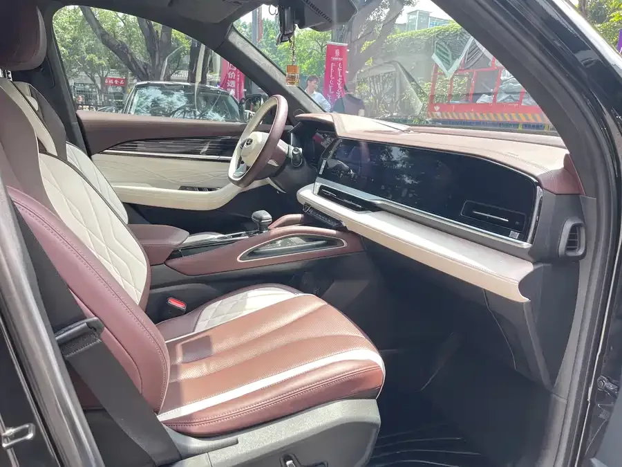 Geely Monjaro Xingyue L 2021 2.0TD DCT EVO 2WD Premium Edition 2022 — миниатюра 3