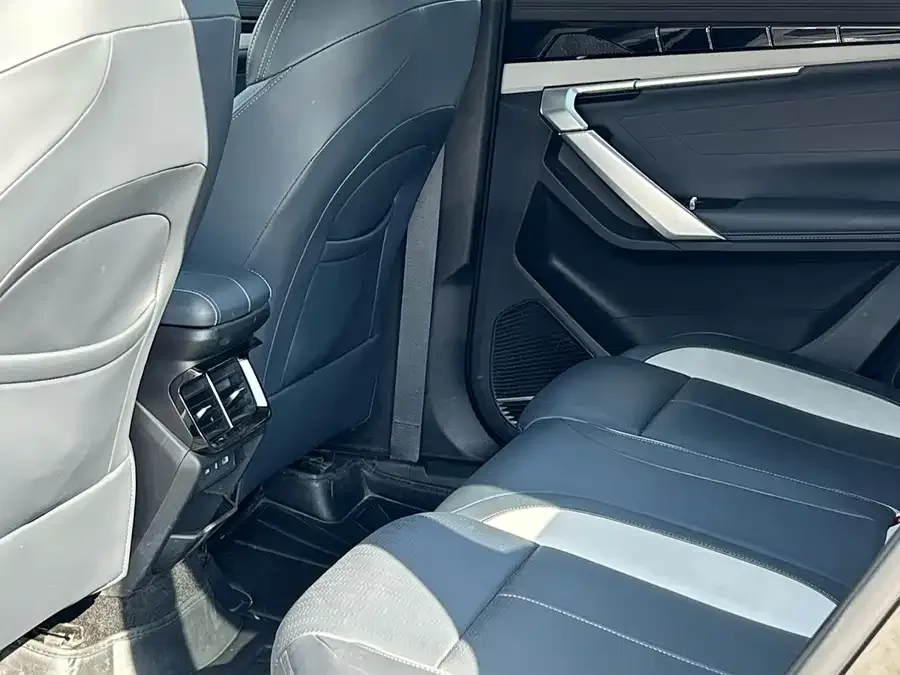 Geely Atlas L Boyue L 2024 1.5TD DCT Premium Edition 2025 — миниатюра 2