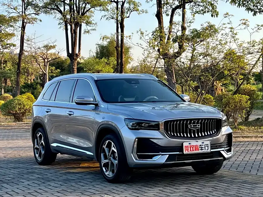 Geely Monjaro Xingyue L 2024 2.0TD DCT EVO two-wheel drive premium model 2023 — миниатюра 3