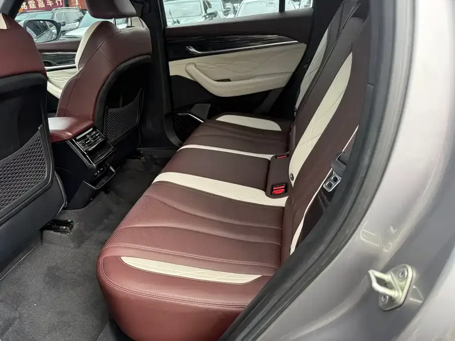 Geely Monjaro Xingyue L 2023 2.0TD High Power Automatic 2WD Flagship Model 2023 — миниатюра 2