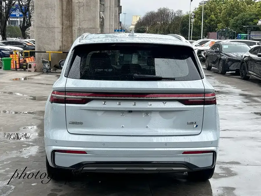Geely Monjaro Xingyue L 2022 1.5T Thor HiF Hybrid Edition Super Fast 2022 — миниатюра 3