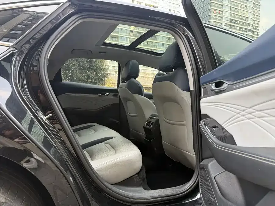 Geely Xingrui Xingrui 2023 2.0TD Premium Edition 2022 — миниатюра 3
