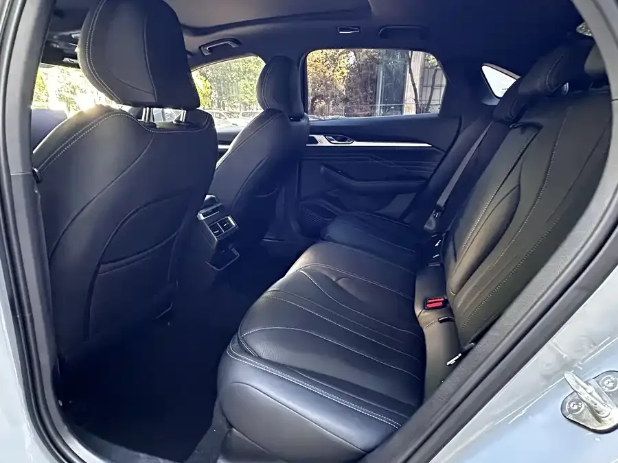 Geely Xingrui Xingrui 2025 Dongfangyao 1.5TD Kunlun Edition 2025 — миниатюра 3