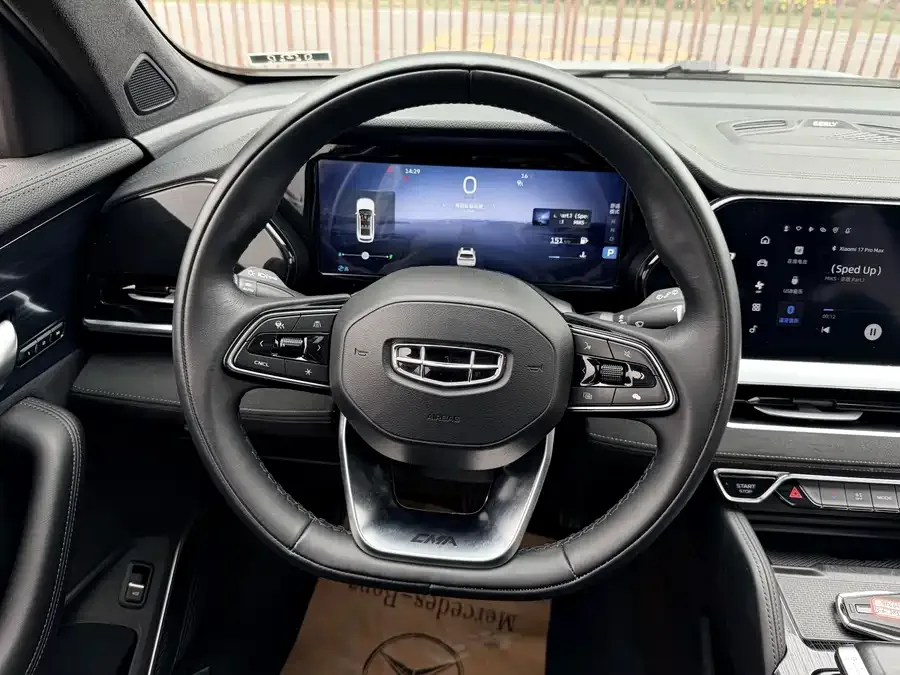 Geely Monjaro Xingyue L 2022 1.5T Thor HiF Hybrid Edition Super Fast 2022 — миниатюра 4