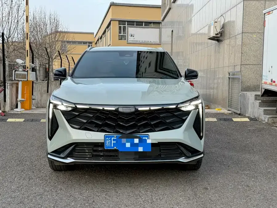 Geely Atlas 2024