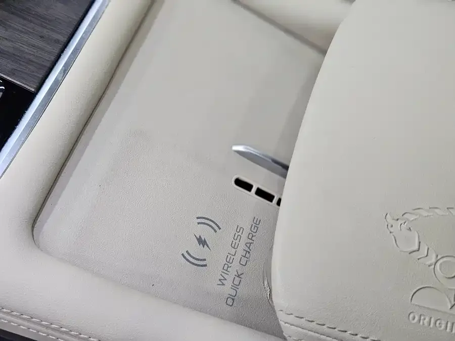 Geely Monjaro Xingyue L 2025 Dongfangyao 2.0TD Automatic 4WD Moon-Watching Edition 2024 — миниатюра 5