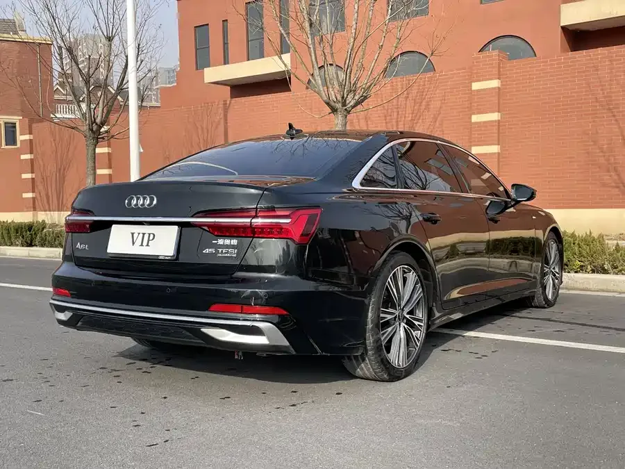 Audi A6L 2023 45 TFSI Premium Dynamic Model 2023 — миниатюра 2