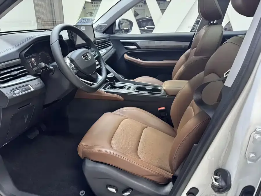 Geely Vision X6 Vision X6 2021 PRO 1.4T Automatic Premium Edition 2022 — миниатюра 3