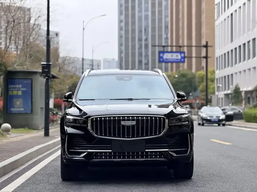 Geely Monjaro Xingyue L 2025 Dongfangyao 2.0TD Automatic Star-gazing Edition 2025 — миниатюра 3