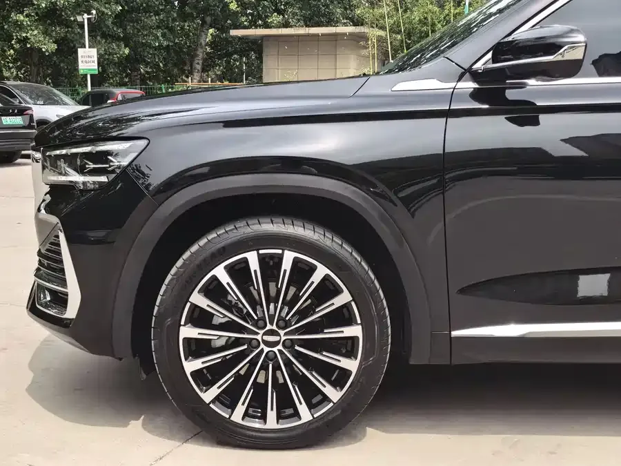 Geely Monjaro Xingyue L 2025 Dongfangyao 2.0TD Automatic Star-gazing Edition 2025 — миниатюра 2
