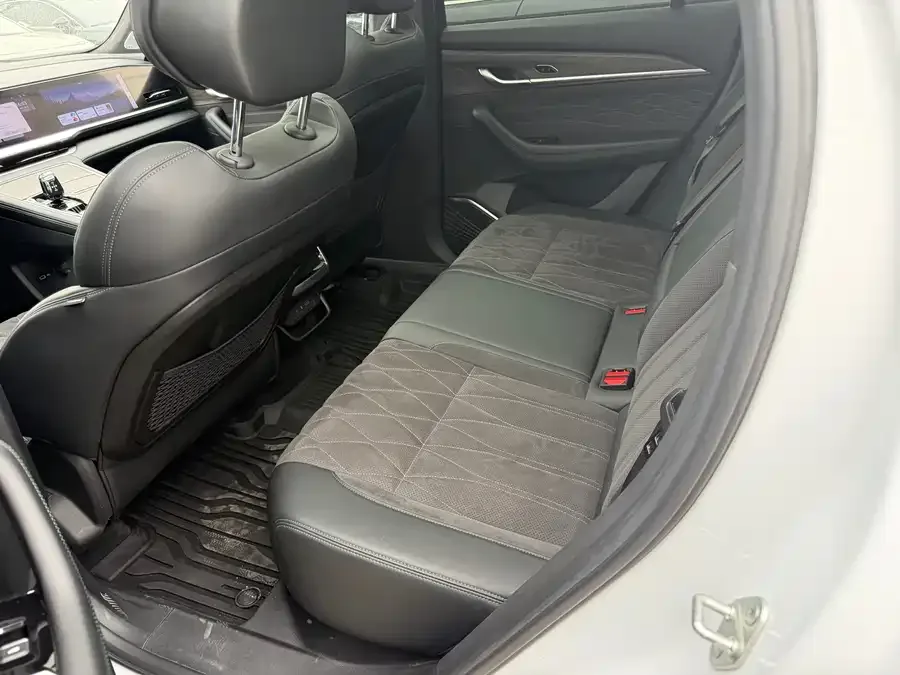 Geely Monjaro Xingyue L 2025 Dongfangyao 2.0TD Automatic Star-gazing Edition 2025 — миниатюра 2