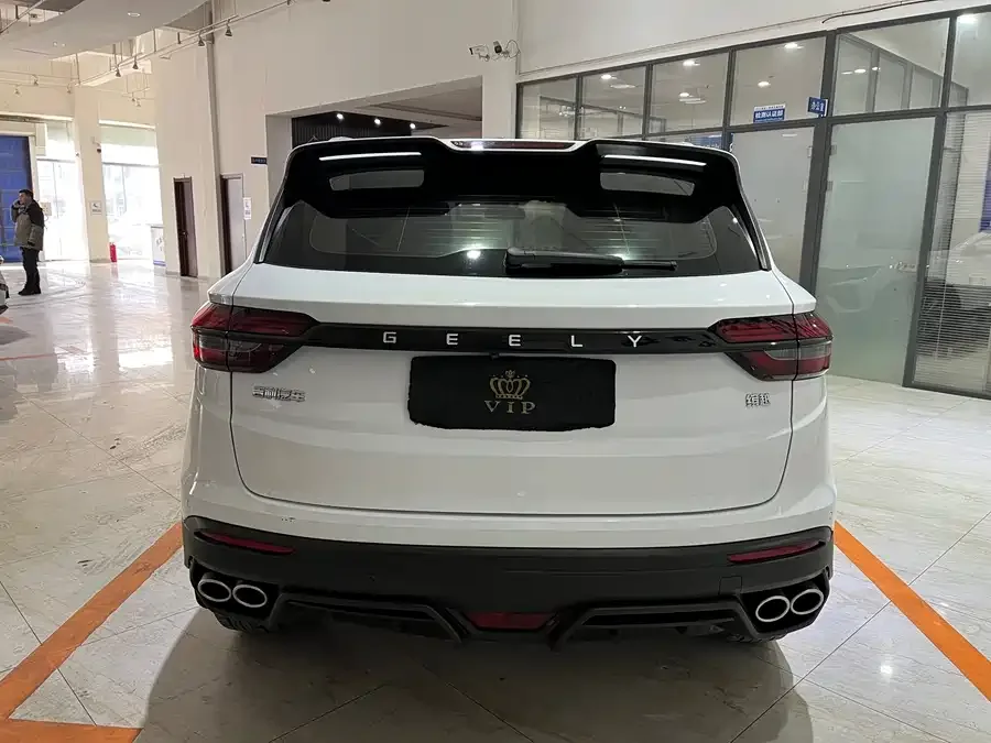 Geely Coolray SX11 Binyue 2021 1.4T DCT Platinum Edition 2022 — миниатюра 5
