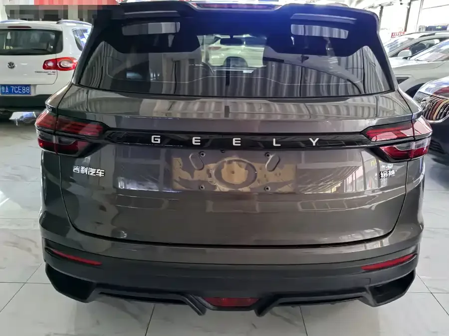 Geely Coolray SX11 Geely Binyue 2024 1.5T DCT Dragon Edition 2025 — миниатюра 2