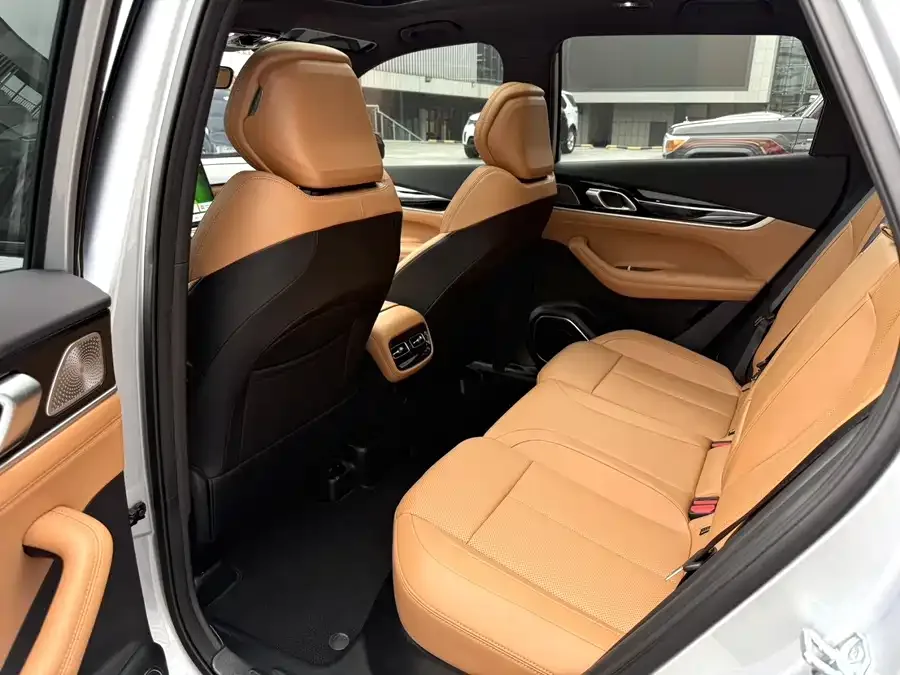 Geely Atlas L Boyue L 2025 fourth generation 1.5TD DCT Shanhe 2026 — миниатюра 2