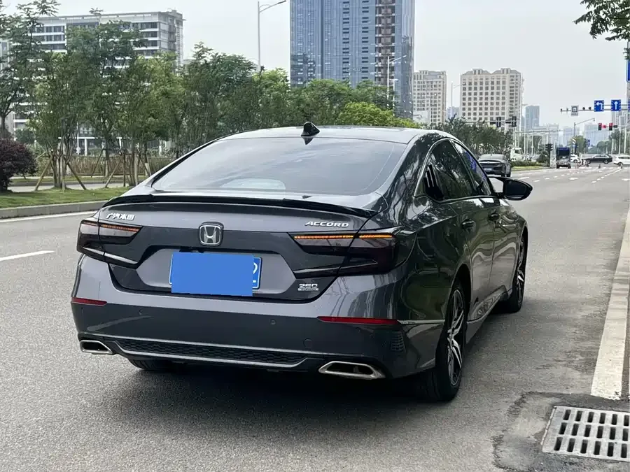Honda Accord 2022 Accord 260TURBO Fantasy Night Premium Edition 2022 — миниатюра 2
