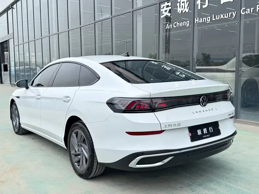Volkswagen Lamando 2024 Lingdu Lingdu L 280TSI DSG Hot Edition 2024 — миниатюра 2