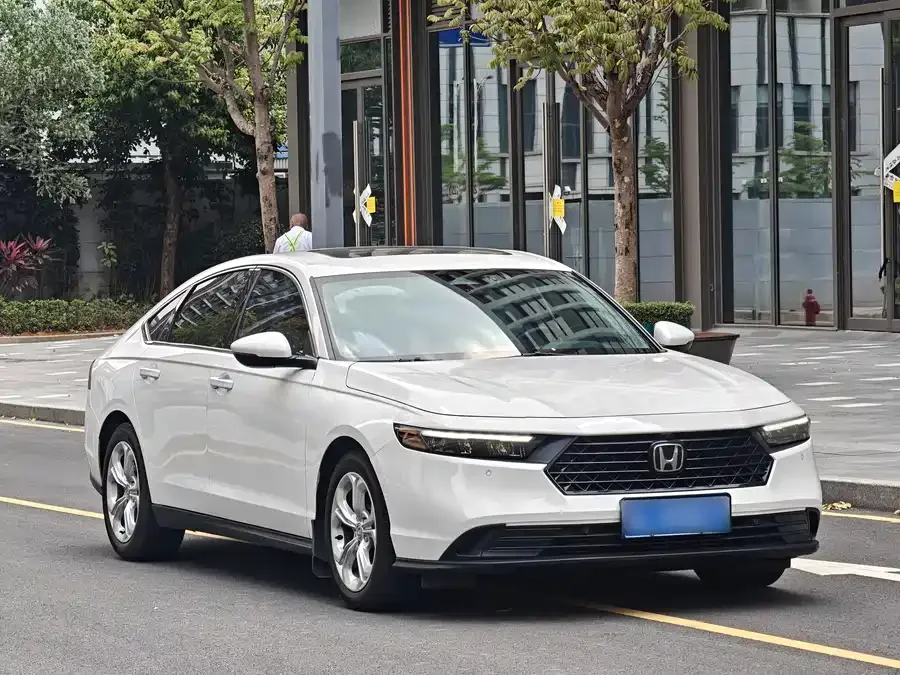 Honda Accord Accord 2023 260TURBO Smart Edition 2023 — миниатюра 3