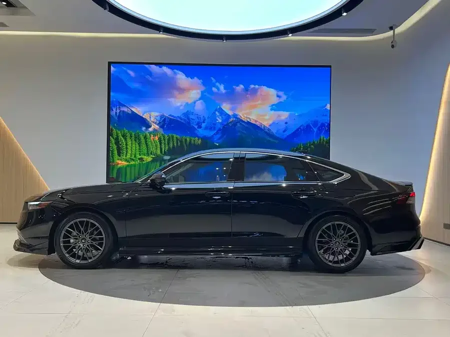 Honda Accord Accord 2023 260TURBO Excellence Edition 2023 — миниатюра 3