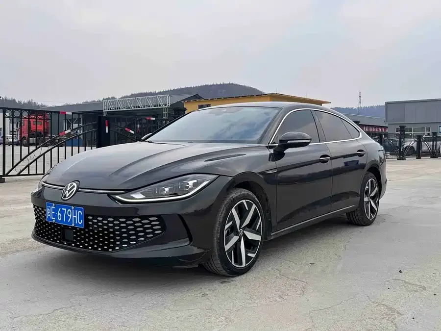 Volkswagen Lamando 2023 Lingdu Lingdu L 280TSI DSG Cool Edition 2023 — фото 1, купить с доставкой в Москву