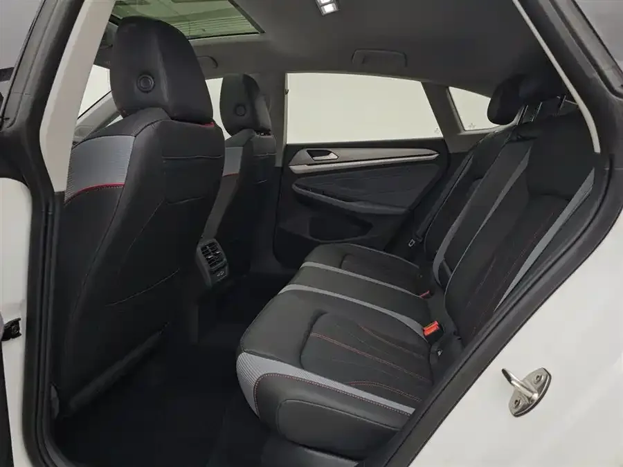 Volkswagen Lamando 2024 Lingdu Lingdu L 280TSI DSG Cool Edition 2024 — миниатюра 3