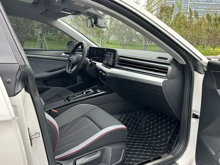 Volkswagen Lamando 2023 Lingdu Lingdu L 280TSI DSG Cool Edition 2023 — миниатюра 5