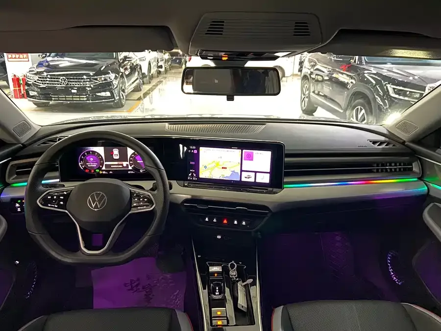 Volkswagen Lamando 2022 Lingdu Lingdu L 280TSI DSG Cool Edition 2023 — миниатюра 3