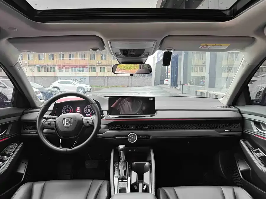 Honda Accord Accord 2024 260TURBO Luxury Edition 2024 — миниатюра 2