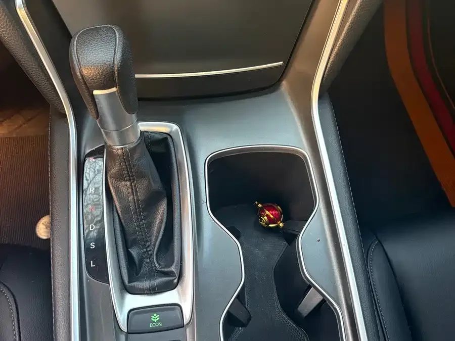 Honda Accord Accord 2022 260TURBO Comfort Edition 2022 — миниатюра 4