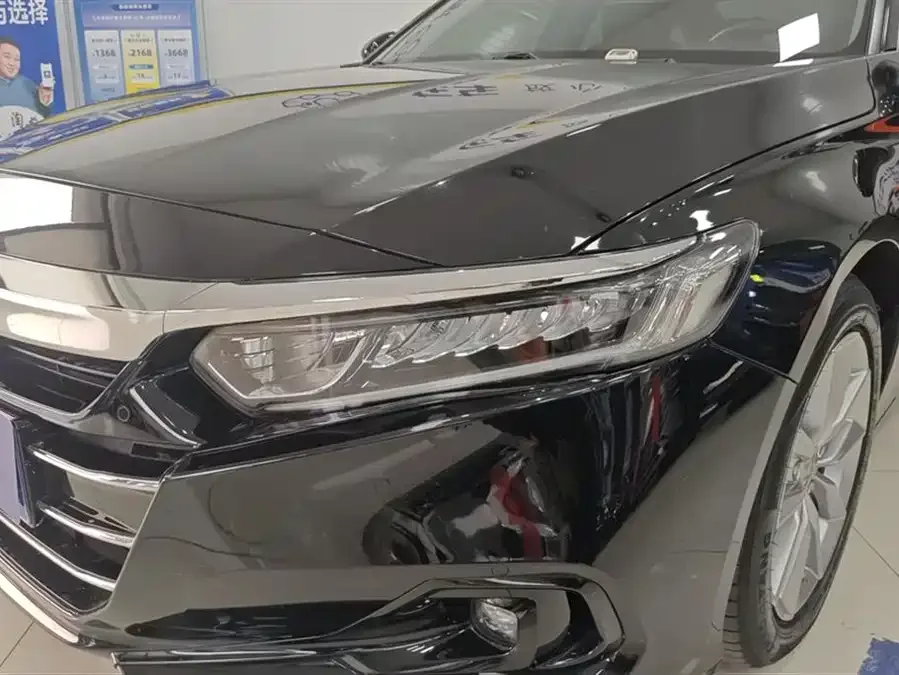 Honda Accord Accord 2022 260TURBO Deluxe Edition 2022 — миниатюра 2