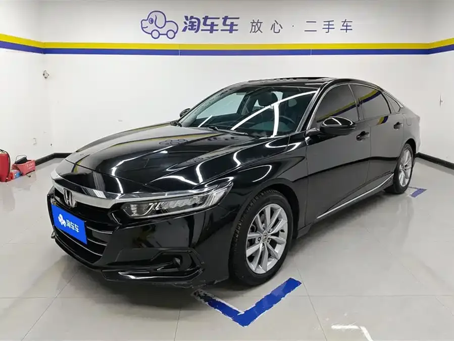 Honda Accord Accord 2022 260TURBO Deluxe Edition 2023 — фото 1, купить с доставкой в Москву