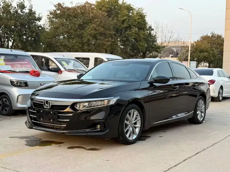 Honda Accord Accord 2022 260TURBO Deluxe Edition 2022 — фото 1, купить с доставкой в Москву