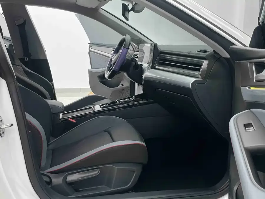 Volkswagen Lamando 2022 Lingdu Lingdu L 280TSI DSG Cool Edition 2022 — миниатюра 5
