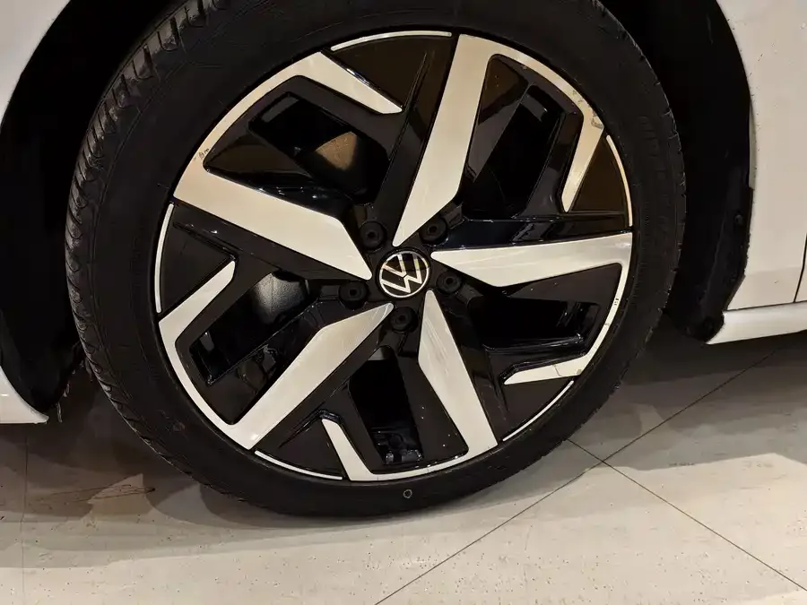 Volkswagen Lamando 2022 Lingdu Lingdu L 280TSI DSG Cool Edition 2022 — миниатюра 2