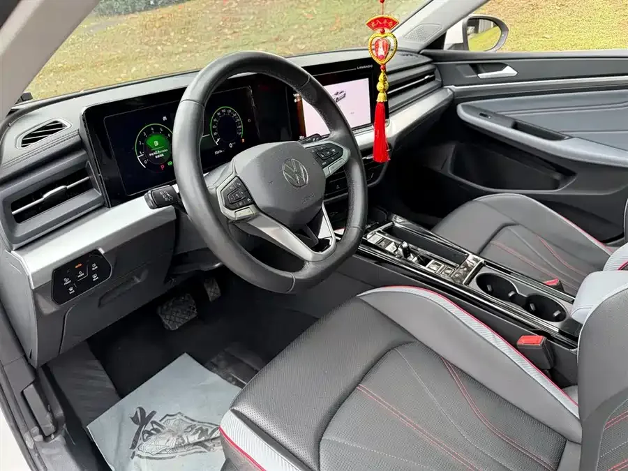 Volkswagen Lamando 2022 Lingdu Lingdu L 280TSI DSG Hot Edition 2023 — миниатюра 4