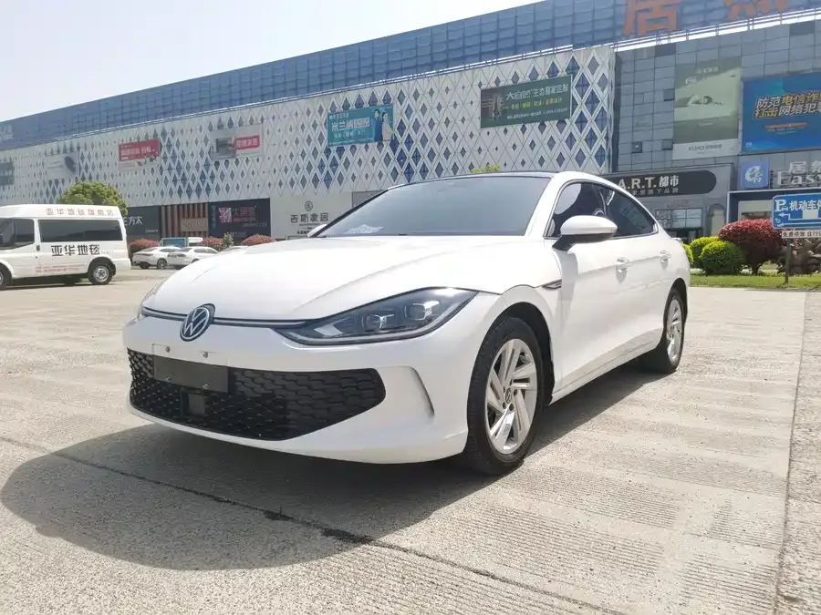 Volkswagen Lamando 2022 Lingdu Lingdu L 280TSI DSG Cool Edition 2022 — фото 1, купить с доставкой в Москву