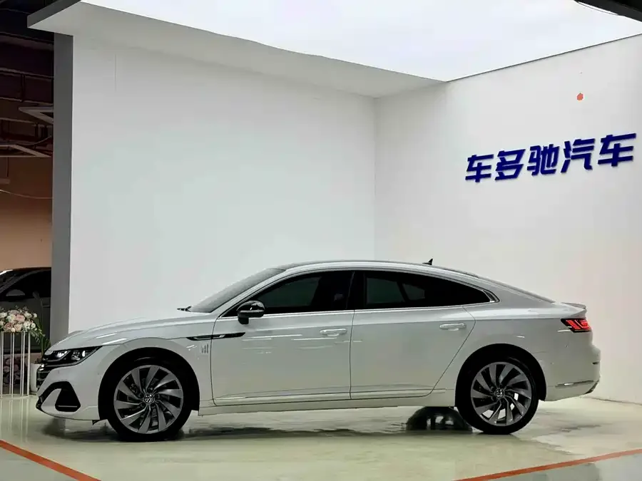 Volkswagen FAW- CC FAW-Volkswagen CC 2023 330TSI Dazzling Edition 2024 — миниатюра 5