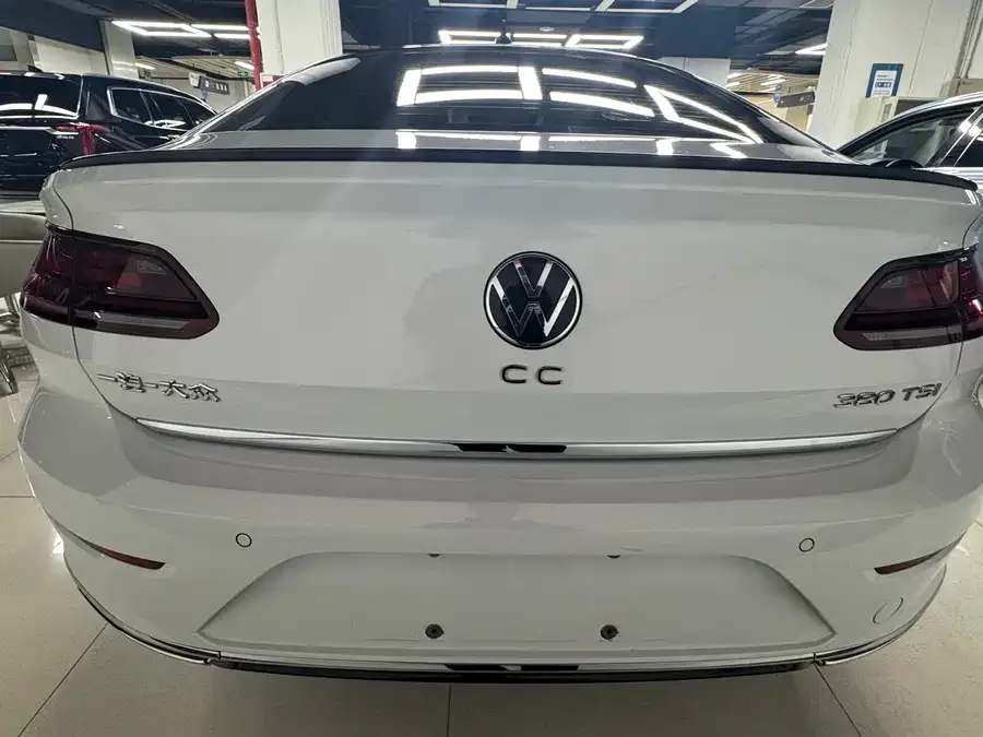 Volkswagen FAW- CC FAW-Volkswagen CC 2023 380TSI Eye-catching Edition 2023 — миниатюра 4
