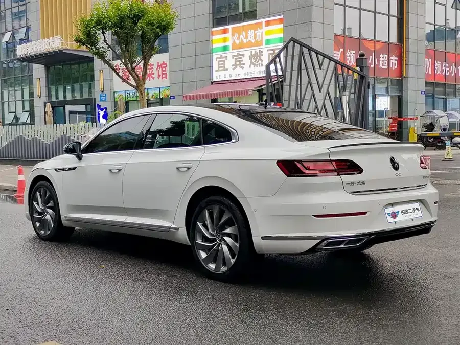 Volkswagen FAW- CC FAW-Volkswagen CC 2023 380TSI Eye-catching Edition 2023 — миниатюра 4