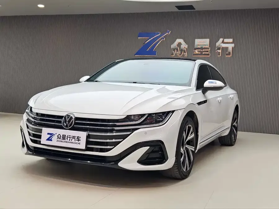 Volkswagen FAW- CC FAW-Volkswagen CC 2021 330TSI Dazzling Edition 2022 — фото 1, купить с доставкой в Москву