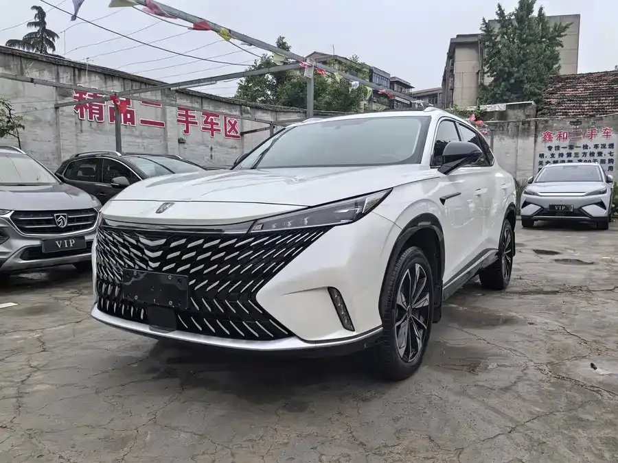 Roewe RX5 New Energy Roewe RX5 New Energy 2023 eRX5 Super Hybrid Comfort Edition 2024 — фото 1, купить с доставкой в Москву