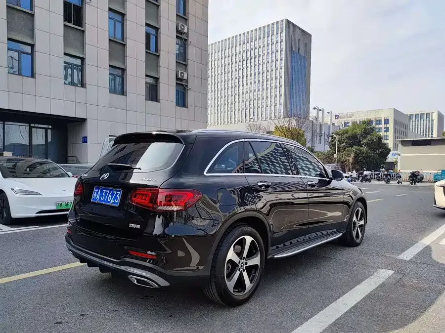 Mercedes-Benz GLC-Class Mercedes-Benz GLC 2022 GLC 260 L 4MATIC Dynamic 2022 — миниатюра 2