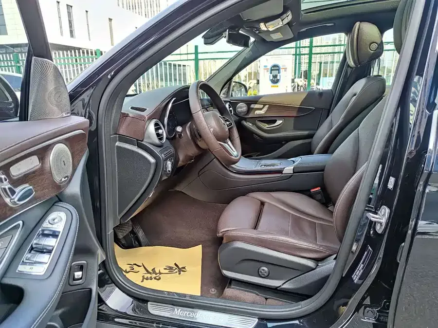 Mercedes-Benz GLC-Class Mercedes-Benz GLC 2022 GLC 260 L 4MATIC Dynamic 2022 — миниатюра 3