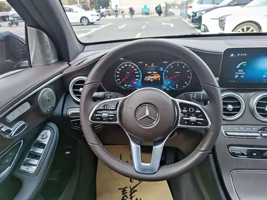 Mercedes-Benz GLC-Class Mercedes-Benz GLC 2022 GLC 260 L 4MATIC Dynamic 2022 — миниатюра 4