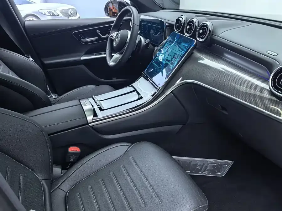 Mercedes-Benz GLC-Class Mercedes-Benz GLC 2024 GLC 260 L 4MATIC Dynamic 7-seater 2026 — миниатюра 5