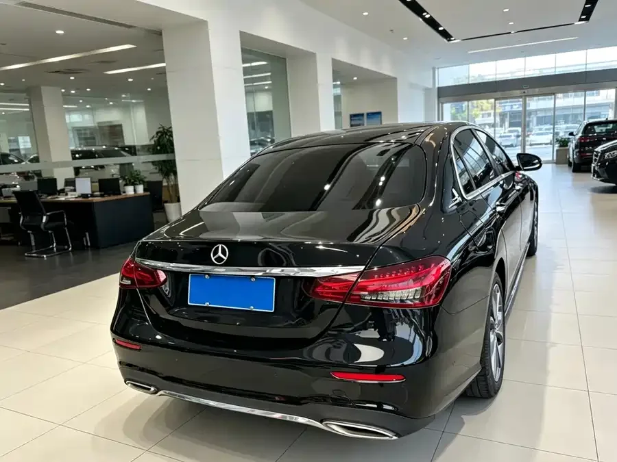 Mercedes-Benz E-Class Mercedes-Benz E-Class 2022 E 300 L Sports Fashion Edition 2022 — миниатюра 4