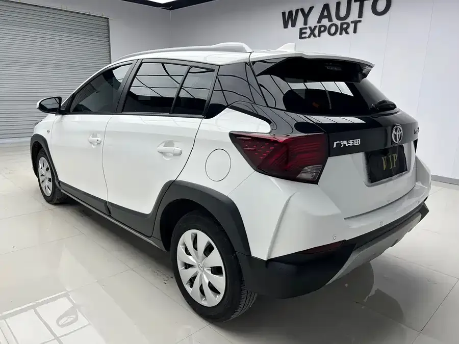 Toyota YARiS L YARiS L 2022 YARiS X 1.5L CVT Leading PLUS Edition 2022 — миниатюра 2
