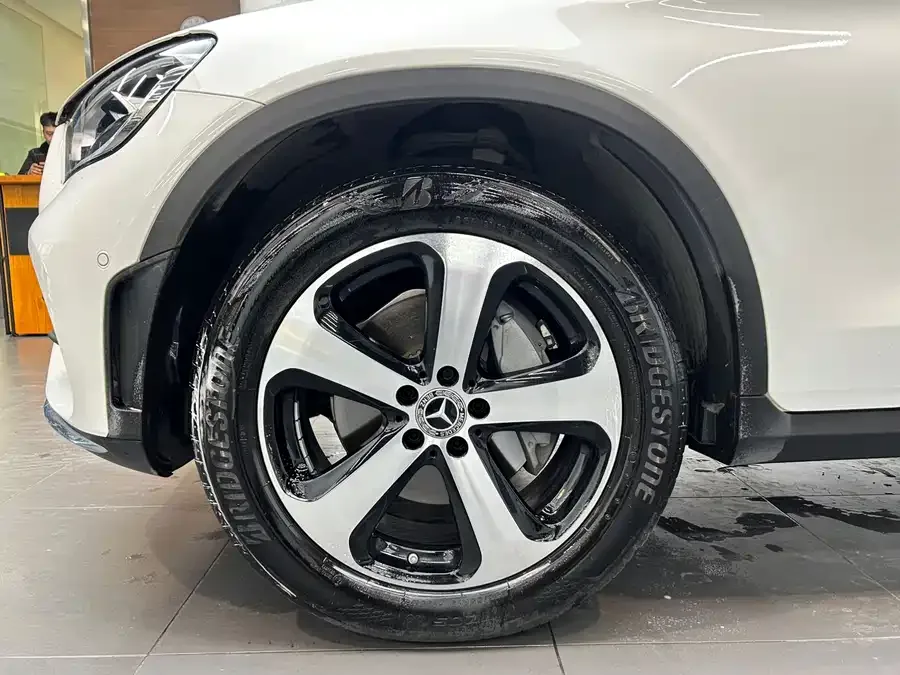 Mercedes-Benz GLC-Class Mercedes-Benz GLC 2022 Model 3 GLC 260 L 4MATIC Dynamic 2022 — миниатюра 5