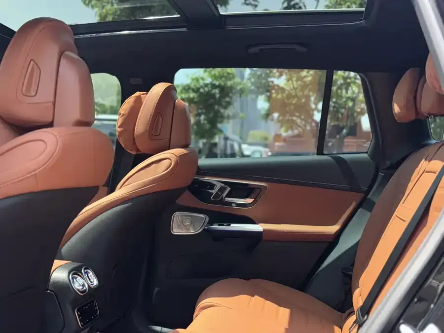 Mercedes-Benz GLC-Class 2026 Mercedes-Benz GLC 300 L 4MATIC Luxury 2026 — миниатюра 3